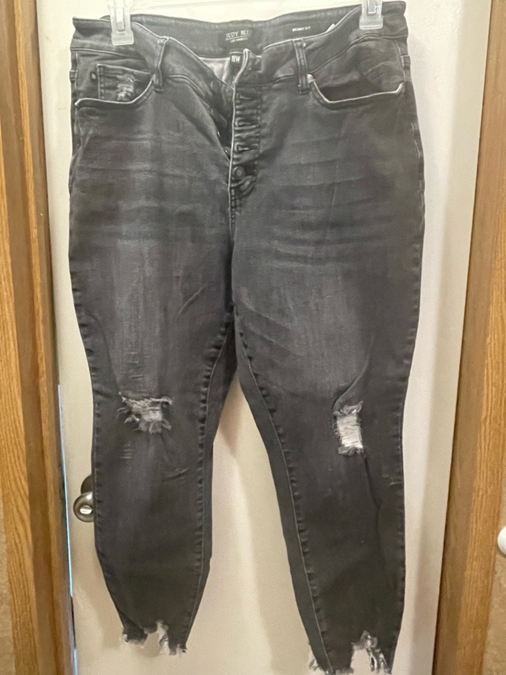 Judy Blue Black Distressed Skinny Jeans